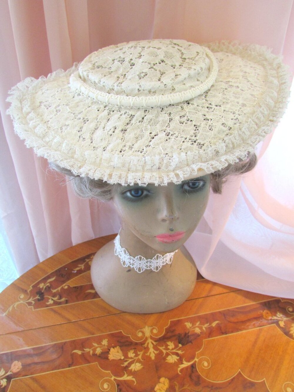 1950s WHITE LACE HAT, CHURCH, TEA PARTY, THEATER, COSTUME, LADIES, TEENS, GIRLS